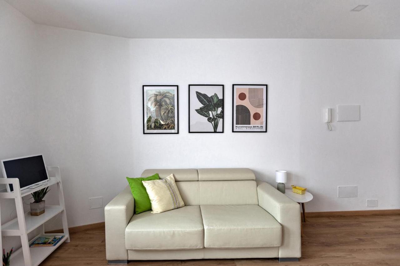 Appartement Casa Amelia à Domodossola Extérieur photo