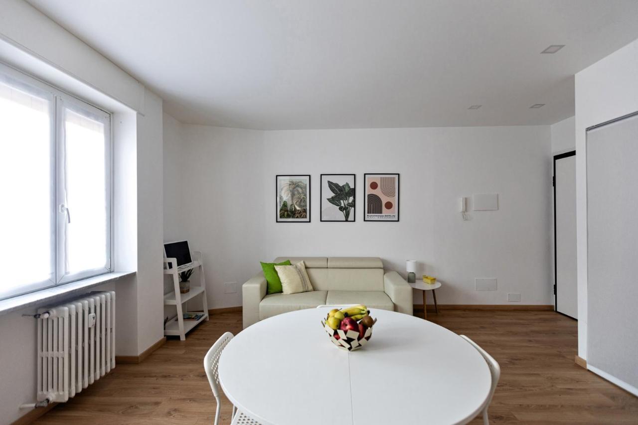 Appartement Casa Amelia à Domodossola Extérieur photo